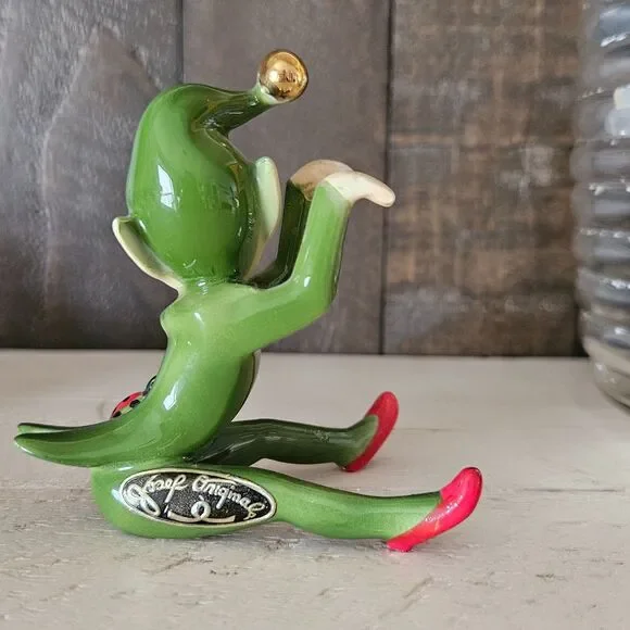 Vintage Josef Originals Pixie Figurine With Ladybug Green With Foil Sticker - Picture 2 of 7